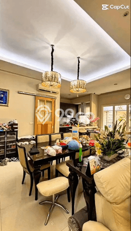 Rumah 4 Kamar Dekat dengan Akses Transportasi, Surabaya - Harga Menarik Rumah 4 Kamar Dekat dengan Akses Transportasi, Surabaya - Harga Menarik