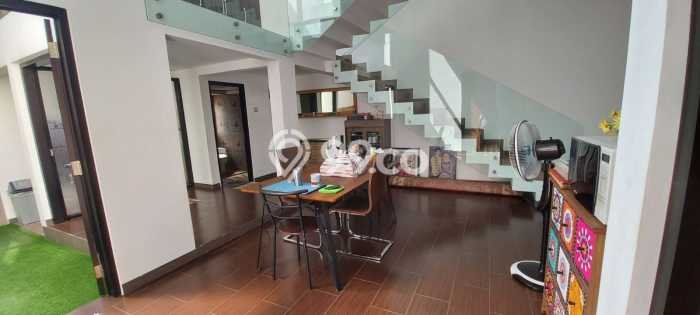 Rumah Modern 4 Kamar LT 152m2 di Cibubur Rumah Modern 4 Kamar LT 152m2 di Cibubur