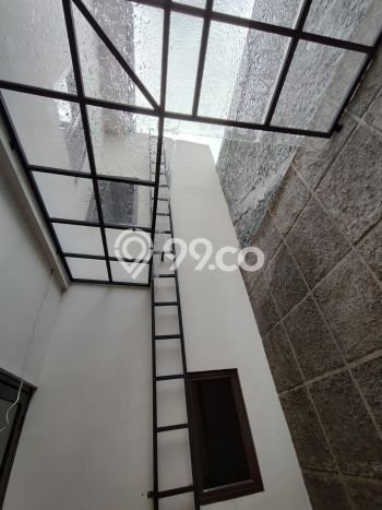 Ready to Use! Premium House LT 89m2 Desain Elegan di Kayu Putih Ready to Use! Premium House LT 89m2 Desain Elegan di Kayu Putih