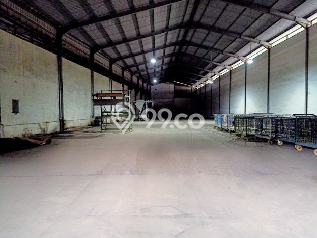 Gudang Dijual di Bekasi LT 27329m2 & LB 15700m2 Lokasi Terbaik! Gudang Dijual di Bekasi LT 27329m2 & LB 15700m2 Lokasi Terbaik!