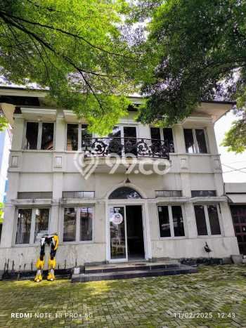 LOKASI PREMIUM! Komersial Kawasan Bekasi, Luas 200m², Pusat Bisnis LOKASI PREMIUM! Komersial Kawasan Bekasi, Luas 200m², Pusat Bisnis