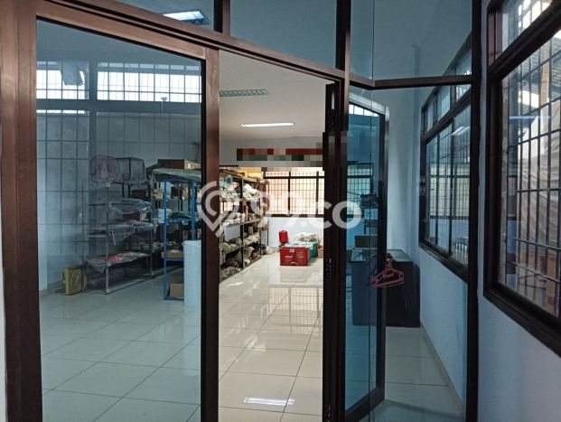 Unit Gudang Dijual di Jakarta Utara LT 1500m2 & LB 1200m2 Unit Gudang Dijual di Jakarta Utara LT 1500m2 & LB 1200m2