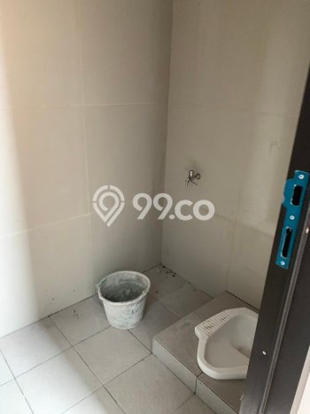 Jual Rumah Luas Elegan Dengan View Cantik di Bukit Sari, Semarang Jual Rumah Luas Elegan Dengan View Cantik di Bukit Sari, Semarang