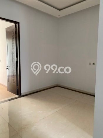 Jual Rumah Luas Elegan Dengan View Cantik di Bukit Sari, Semarang Jual Rumah Luas Elegan Dengan View Cantik di Bukit Sari, Semarang
