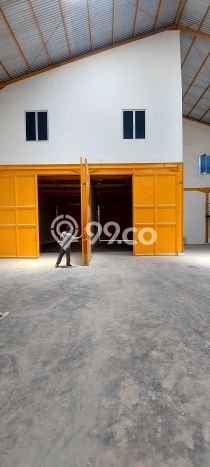 Unit Gudang Paling Strategis di Tampan Pekanbaru dengan LB 1278m2 Unit Gudang Paling Strategis di Tampan Pekanbaru dengan LB 1278m2