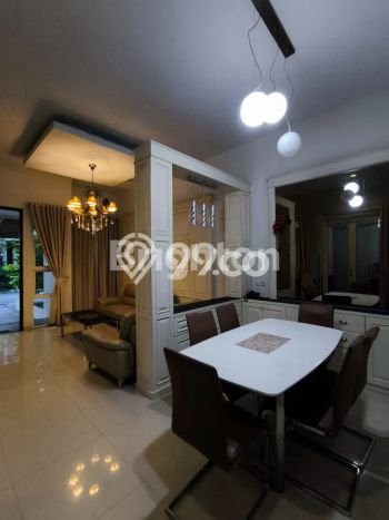 Lokasi strategis! Rumah siap huni dikontrakkan di Bukit Raya LB 224m2 Lokasi strategis! Rumah siap huni dikontrakkan di Bukit Raya LB 224m2