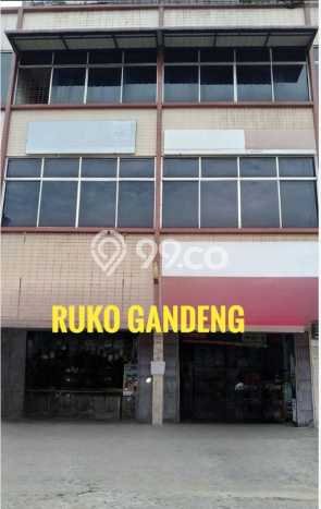 Lokasi Strategis! Dijual Ruko Bisnis di Senapelan, Pekanbaru Kondisi Baik Lokasi Strategis! Dijual Ruko Bisnis di Senapelan, Pekanbaru Kondisi Baik