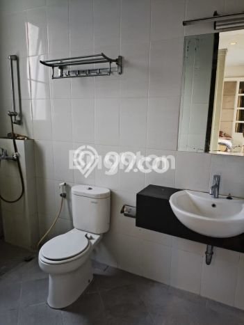 Lokasi strategis! Rumah siap huni dikontrakkan di Bukit Raya LB 224m2 Lokasi strategis! Rumah siap huni dikontrakkan di Bukit Raya LB 224m2