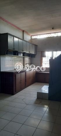 Ruko Dijual di Senapelan LT 150m2, LB 270m2 untuk Investasi Ruko Dijual di Senapelan LT 150m2, LB 270m2 untuk Investasi
