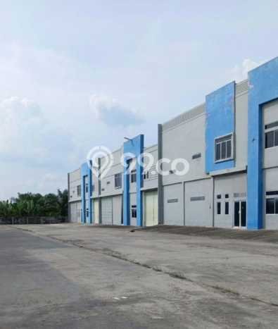 Gudang disewakan di Siak Hulu Kampar dengan luas bangunan 4656m2 Gudang disewakan di Siak Hulu Kampar dengan luas bangunan 4656m2