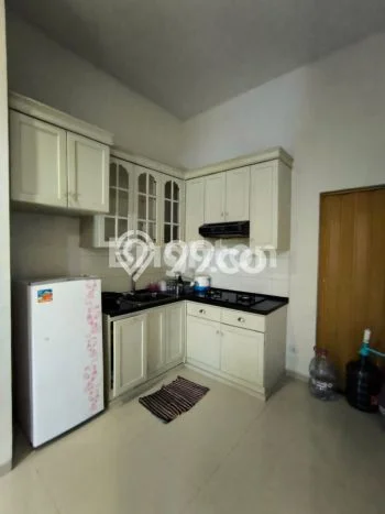 Lokasi strategis! Rumah siap huni dikontrakkan di Bukit Raya LB 224m2 Lokasi strategis! Rumah siap huni dikontrakkan di Bukit Raya LB 224m2