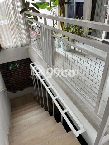 Rumah Strategis Minimalis Lb 185m2 di Semarang Timur, Semarang Rumah Strategis Minimalis Lb 185m2 di Semarang Timur, Semarang
