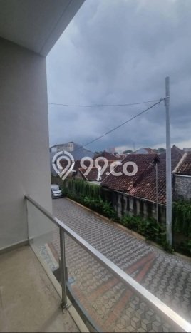 Rumah Bagus Siap Huni Di Banyumanik Luas 120m2 Lokasi Strategis Rumah Bagus Siap Huni Di Banyumanik Luas 120m2 Lokasi Strategis