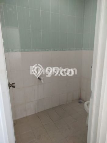 FOR SALE! Ruko di Gayamsari Semarang, LT 72m2, LB 163m2 FOR SALE! Ruko di Gayamsari Semarang, LT 72m2, LB 163m2