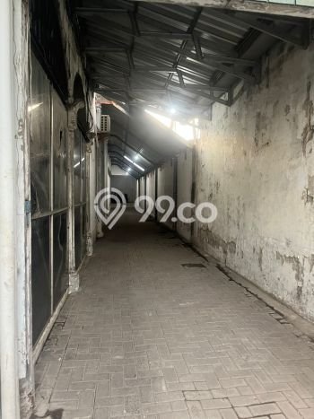 Siap Huni Rumah Mewah 4 Kamar di Dr Cipto Mangunkusomo Dekat ke Mana Saja Siap Huni Rumah Mewah 4 Kamar di Dr Cipto Mangunkusomo Dekat ke Mana Saja