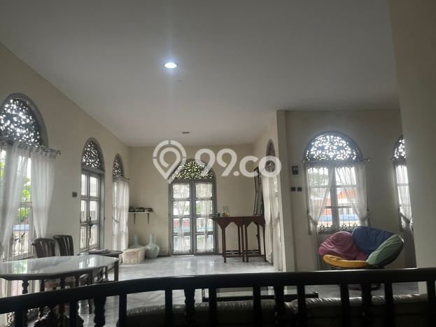Siap Huni Rumah Mewah 4 Kamar di Dr Cipto Mangunkusomo Dekat ke Mana Saja Siap Huni Rumah Mewah 4 Kamar di Dr Cipto Mangunkusomo Dekat ke Mana Saja