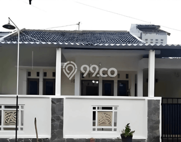 Rumah Strategis kawasan Pedurungan, 2 KM, Lingkungan Tenang, Luas 126m2m² Bangunan 100m2m² Rumah Strategis kawasan Pedurungan, 2 KM, Lingkungan Tenang, Luas 126m2m² Bangunan 100m2m²