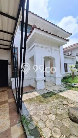 Rumah sewa siap pakai 3 Kamar Tidur di Kedungmundu, Semarang Rumah sewa siap pakai 3 Kamar Tidur di Kedungmundu, Semarang