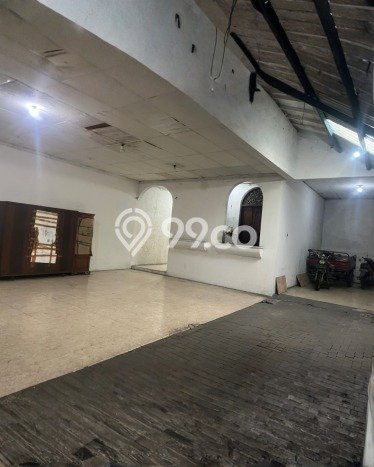Siap Huni Rumah Mewah 4 Kamar di Dr Cipto Mangunkusomo Dekat ke Mana Saja Siap Huni Rumah Mewah 4 Kamar di Dr Cipto Mangunkusomo Dekat ke Mana Saja