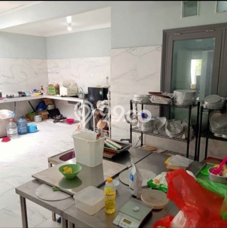 Rumah Luas Asri 2 KT Siap Pakai di Majapahit Semarang Rumah Luas Asri 2 KT Siap Pakai di Majapahit Semarang