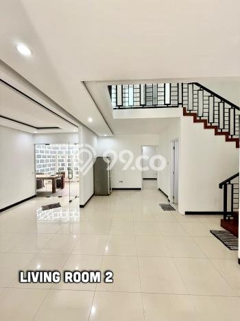 Dijual Rumah Luas Megah Dengan View Cantik di Sukmajaya, Depok Dijual Rumah Luas Megah Dengan View Cantik di Sukmajaya, Depok