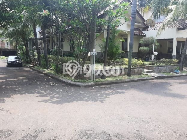 For Sale! Luxury House LT 244m2 Desain Elegan di Sukmajaya For Sale! Luxury House LT 244m2 Desain Elegan di Sukmajaya