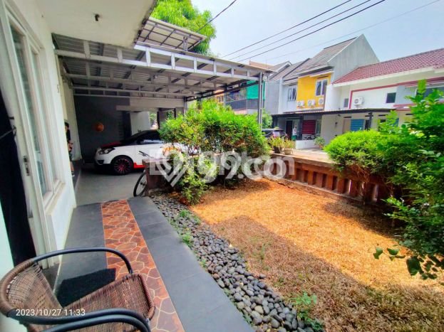 Rumah Strategis Modern Lb 220m2 di Beji, Depok Rumah Strategis Modern Lb 220m2 di Beji, Depok