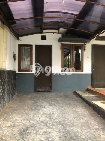 HOT DEAL! Rumah di Sukmajaya, 4 KT, Lingkungan Strategis, Luas 120m² LB 200m² HOT DEAL! Rumah di Sukmajaya, 4 KT, Lingkungan Strategis, Luas 120m² LB 200m²