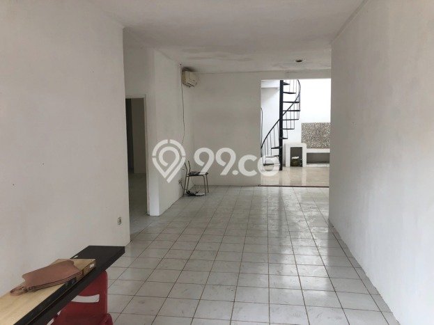 Dijual Rumah Luas Elegan Dengan View Eksklusif di Sukmajaya, Depok Dijual Rumah Luas Elegan Dengan View Eksklusif di Sukmajaya, Depok