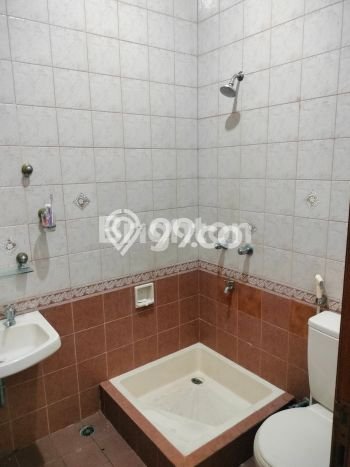 FEATURED! Rumah kawasan Margonda, 3 KT, Lokasi Strategis, Luas 144m² LB 126m² FEATURED! Rumah kawasan Margonda, 3 KT, Lokasi Strategis, Luas 144m² LB 126m²