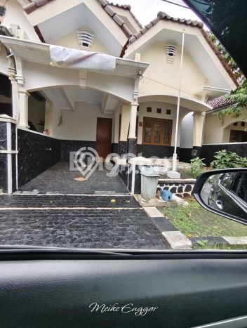 Rumah Nyaman area Margonda, 3 KT, Lingkungan Tenang, Luas 144m² Bangunan 126m² Rumah Nyaman area Margonda, 3 KT, Lingkungan Tenang, Luas 144m² Bangunan 126m²