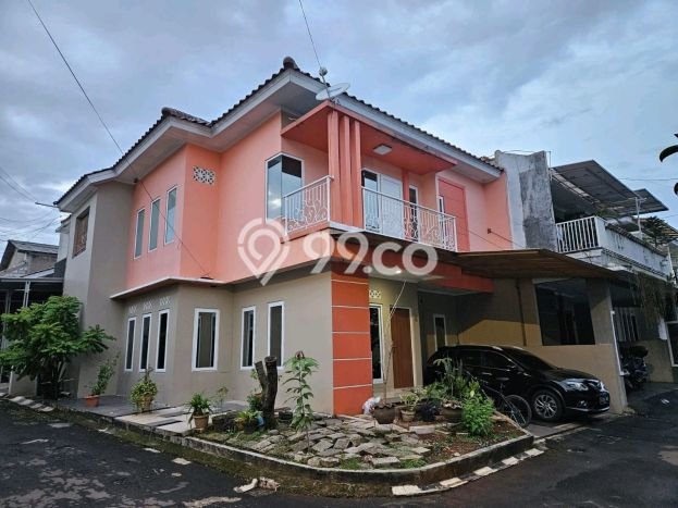 Rumah Elit Modern Tanpa Renovasi di Ciganjur Jakarta Selatan Rumah Elit Modern Tanpa Renovasi di Ciganjur Jakarta Selatan