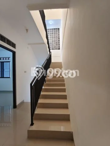 Rumah di Pondok Pinang, Siap Huni, 3 KT, Akses Pondok Pinang, Jakarta Selatan, Jakarta Selatan, Luas 80m² Bangunan 108m² Rumah di Pondok Pinang, Siap Huni, 3 KT, Akses Pondok Pinang, Jakarta Selatan, Jakarta Selatan, Luas 80m² Bangunan 108m²