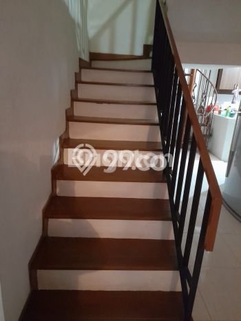 For Sale! Luxury House LT 215m2 Desain Modern di Tanjung Barat For Sale! Luxury House LT 215m2 Desain Modern di Tanjung Barat
