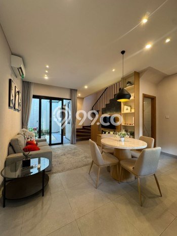 Rumah Strategis Minimalis Lb 102m2 di BSD, Tangerang Selatan Rumah Strategis Minimalis Lb 102m2 di BSD, Tangerang Selatan