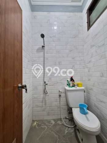 Rumah Elit Modern Tanpa Renovasi di Jatiwaringin Bekasi Rumah Elit Modern Tanpa Renovasi di Jatiwaringin Bekasi