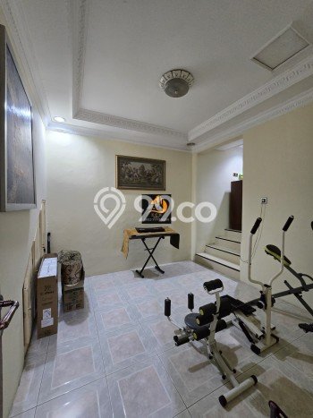 Jual Rumah Luas Megah Dengan View Eksklusif di Pulomas, Jakarta Timur Jual Rumah Luas Megah Dengan View Eksklusif di Pulomas, Jakarta Timur