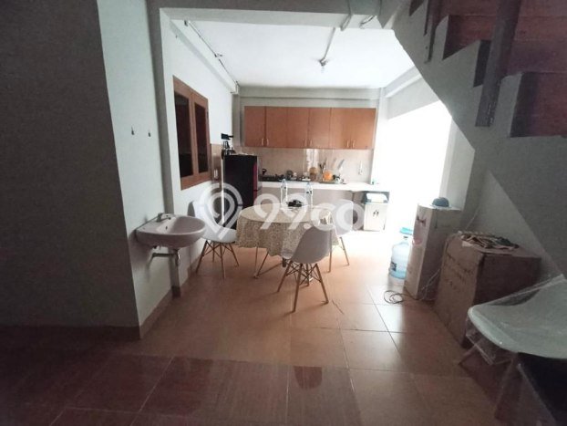 Rumah Eksklusif Siap Huni LT 261m2 di Senen, Jakarta Pusat Rumah Eksklusif Siap Huni LT 261m2 di Senen, Jakarta Pusat