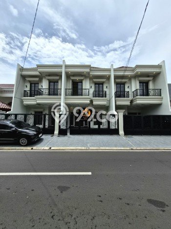 Hot Offer Hunian Premium Ideal dan Luas di Cempaka Putih, Jakarta Pusat Hot Offer Hunian Premium Ideal dan Luas di Cempaka Putih, Jakarta Pusat