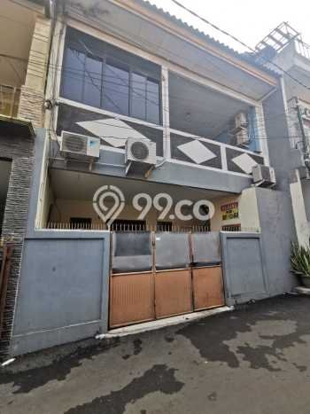 Kost Berkualitas Kawasan Kebon Jeruk, Dimensi 126m², Kawasan Tenang dan nyaman Kost Berkualitas Kawasan Kebon Jeruk, Dimensi 126m², Kawasan Tenang dan nyaman