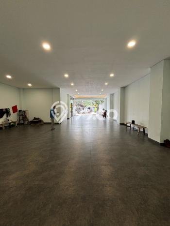 Kantor Dijual di Jakarta Timur LT 279m2 & LB 750m2 Lokasi Terbaik! Kantor Dijual di Jakarta Timur LT 279m2 & LB 750m2 Lokasi Terbaik!
