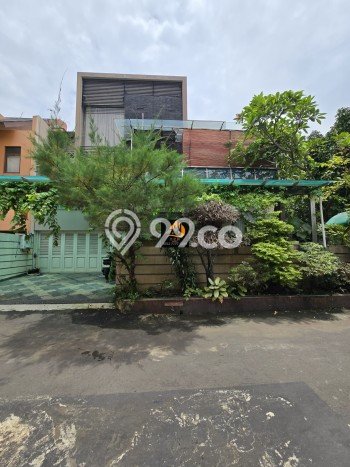 Jual Rumah Mewah Elegan Dengan View Eksklusif di Pondok Kelapa, Jakarta Timur Jual Rumah Mewah Elegan Dengan View Eksklusif di Pondok Kelapa, Jakarta Timur
