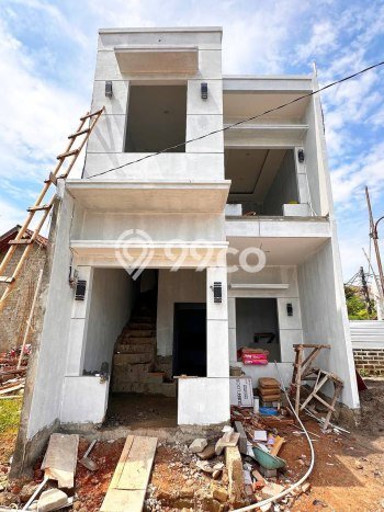 Jual Rumah Eksklusif 3 KT di Kalisari, Jakarta Timur Jual Rumah Eksklusif 3 KT di Kalisari, Jakarta Timur