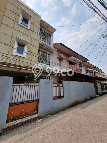 Untuk Dijual Kost 35 Kamar di Jakarta Selatan untuk Aset Anda Untuk Dijual Kost 35 Kamar di Jakarta Selatan untuk Aset Anda