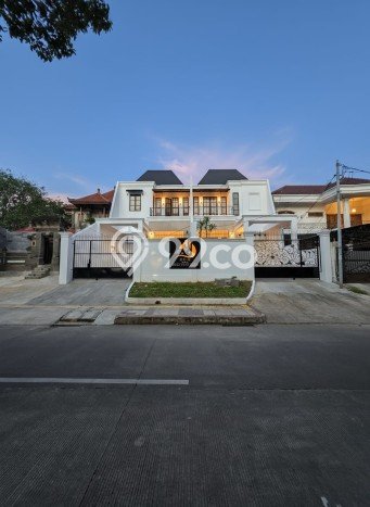 For Sale Rumah Mewah Exclusive di Duren Sawit, Jakarta Timur For Sale Rumah Mewah Exclusive di Duren Sawit, Jakarta Timur