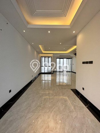 Siap Huni Rumah Mewah 6 Kamar di Jagakarsa Dekat ke Mana Pun Siap Huni Rumah Mewah 6 Kamar di Jagakarsa Dekat ke Mana Pun