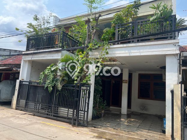 Rumah Luas Asri 6 KT Siap Huni di Cipinang Jakarta Timur Rumah Luas Asri 6 KT Siap Huni di Cipinang Jakarta Timur