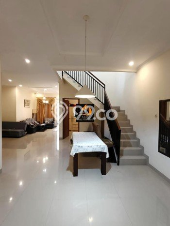 Hunian Cantik Modern Lb 210m2 di Kramat Jati, Jakarta Timur Hunian Cantik Modern Lb 210m2 di Kramat Jati, Jakarta Timur