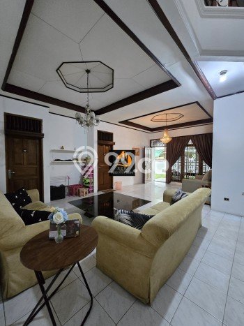 Siap Huni Rumah Mewah 10 Kamar di Cempaka Putih Dekat ke Mana Saja Siap Huni Rumah Mewah 10 Kamar di Cempaka Putih Dekat ke Mana Saja