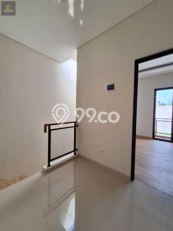 Rumah Minimalis 3 KT di Ciater Tangerang Semi Furnished Rumah Minimalis 3 KT di Ciater Tangerang Semi Furnished